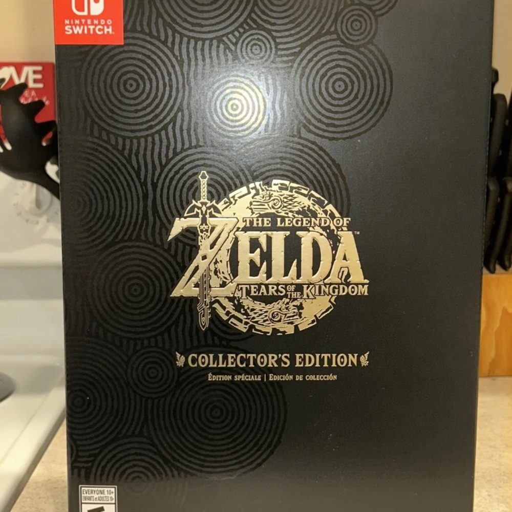 The Legend of Zelda: Tears of the Kingdom Collector's Edition - Nintendo Switch